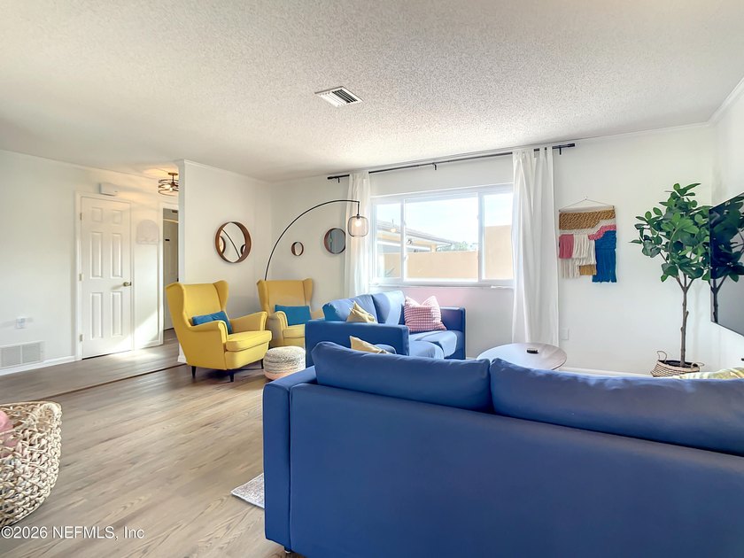 Rare opportunity to acquire a fully operational - photo 15