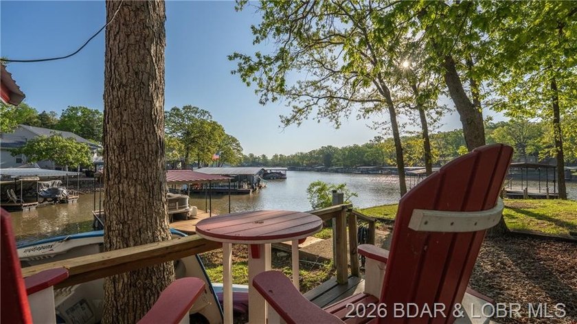 This Cape Cod cottage offers the quintessential lake escape - photo 23