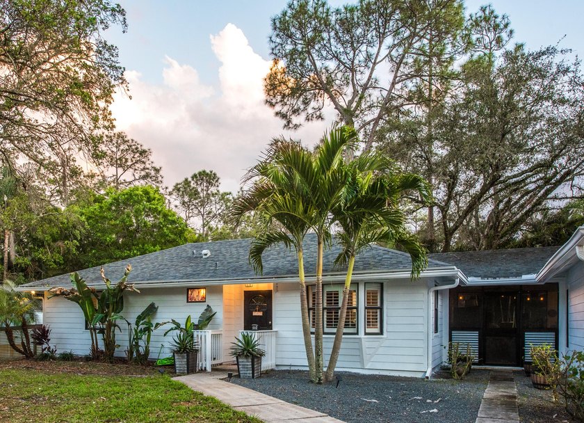 Fully upgraded Jupiter Farms retreat on 1.09 acres with NO HOA - photo 27