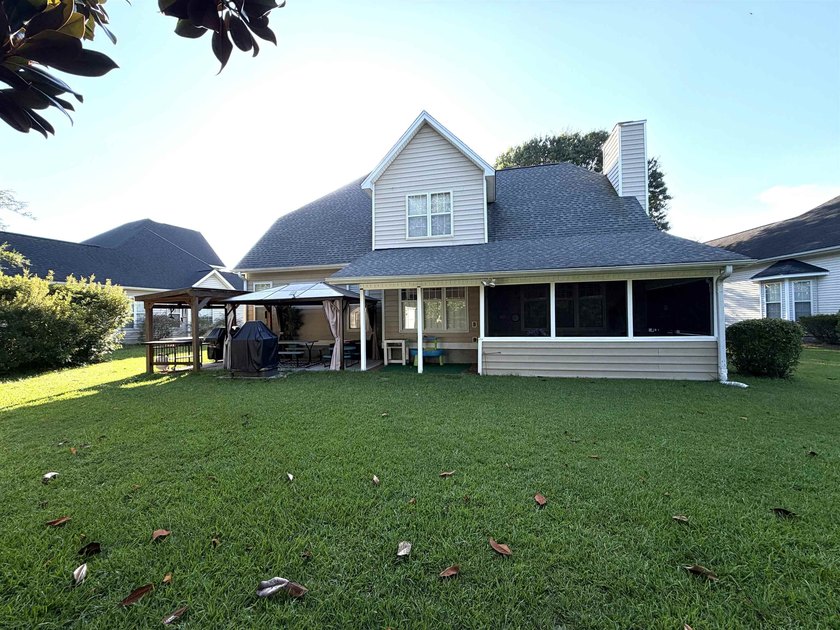 Don't miss this meticulously maintained, traditional two-story - photo 28