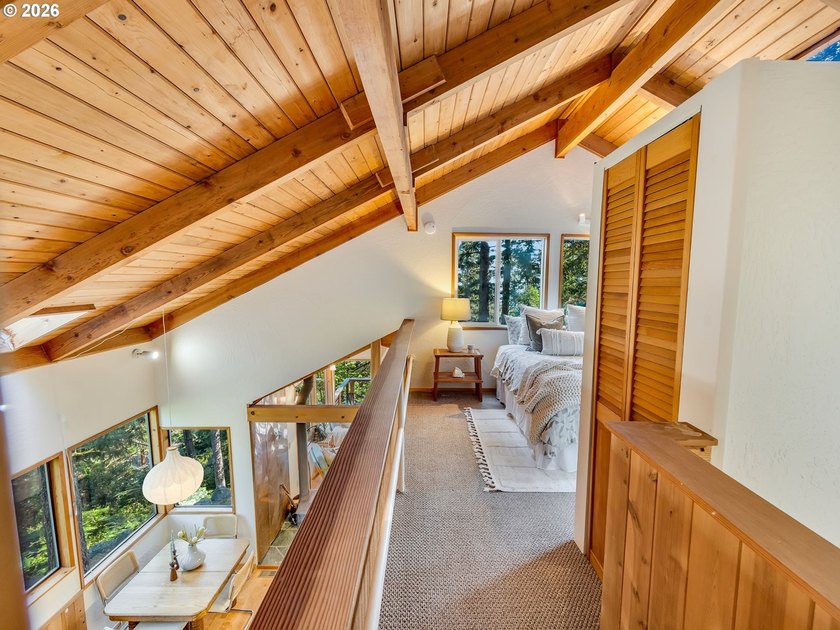 Escape to this treehouse-like retreat tucked safely high on a - photo 21