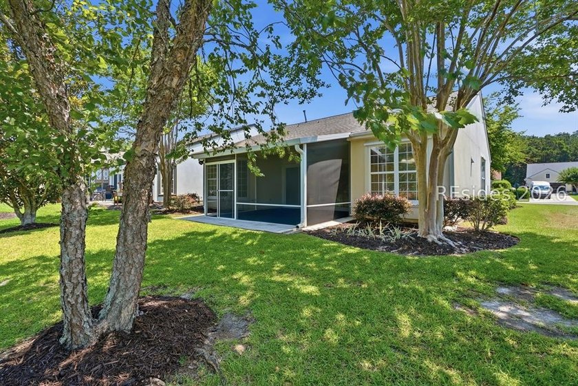 Discover the lifestyle so many retirees and active adults are - photo 31
