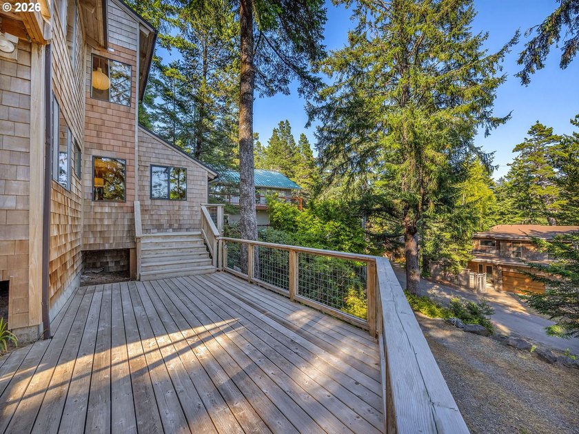 Escape to this treehouse-like retreat tucked safely high on a - photo 35