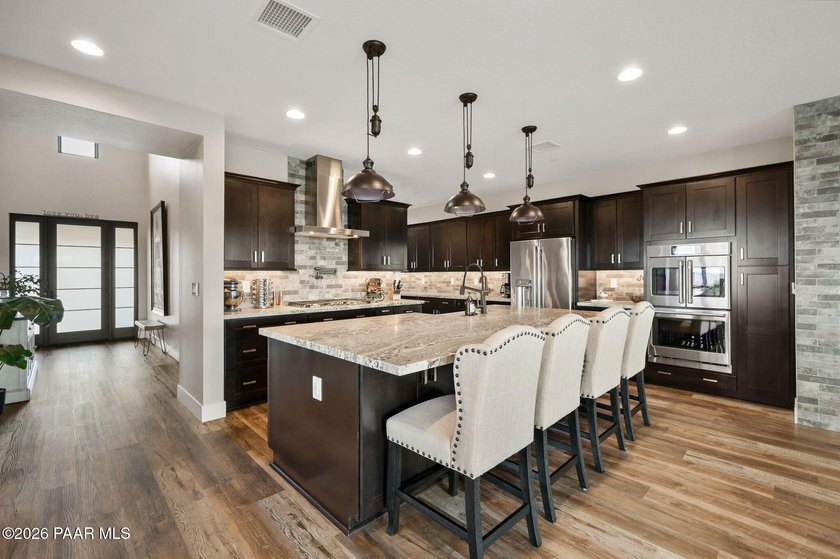 Behold the pinnacle of high-desert living in this 3,178 sq-ft - photo 9