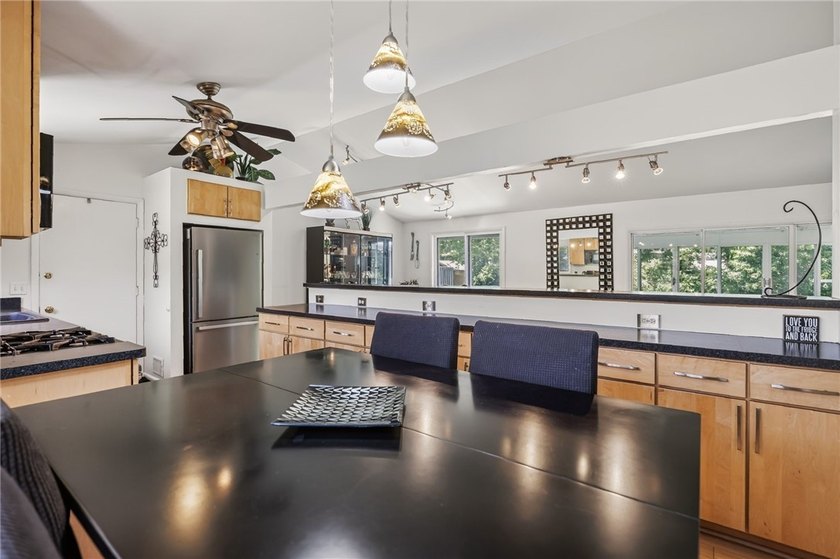 Welcome to 155 Moorland Drive! This beautifully updated - photo 23