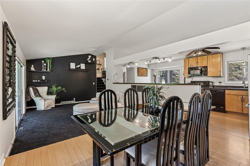 Welcome to 155 Moorland Drive! This beautifully updated - photo 29