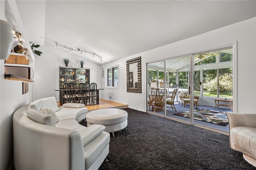 Welcome to 155 Moorland Drive! This beautifully updated - photo 32