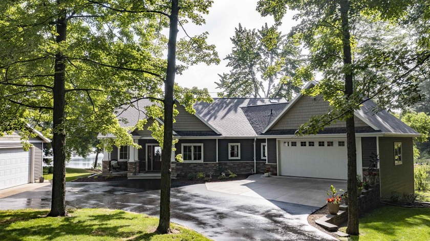 Enjoy lakefront living at its finest with this exceptional - photo 39