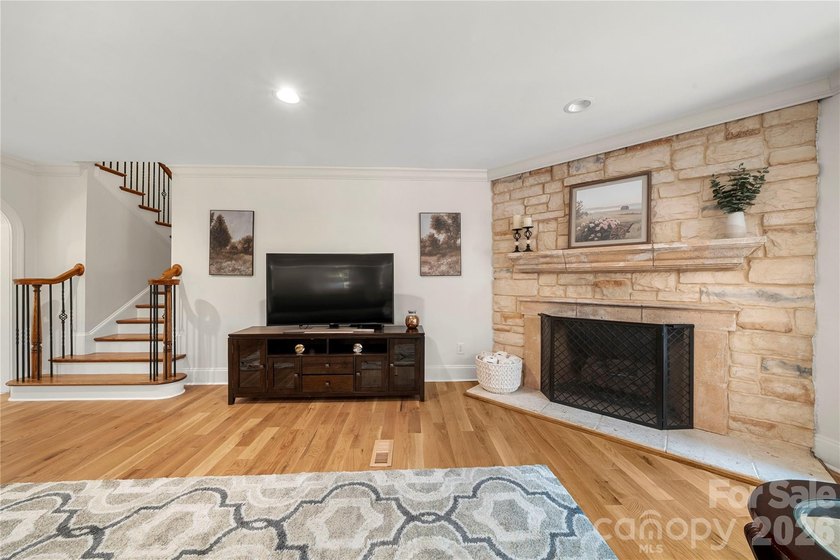 Recently transformed with a number of upgrades, this stunning - photo 8