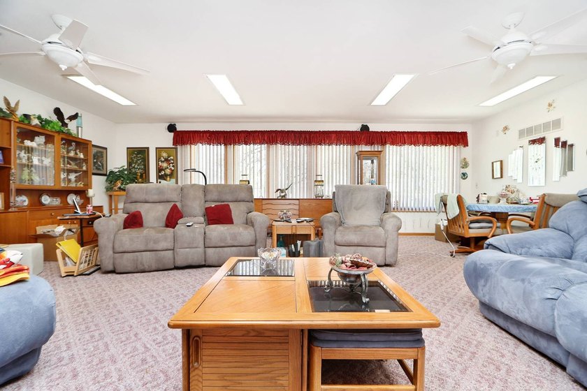 A great lakeside property to make lasting memories! This - photo 11