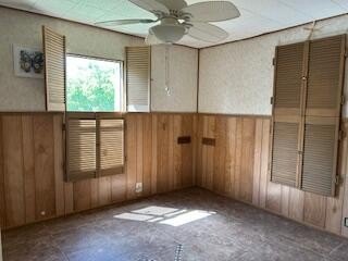 CONVENTIONAL , VA, FHA FINANCING AVAILABLE *** REDUCED *** - photo 12