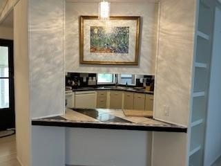 CONVENTIONAL , VA, FHA FINANCING AVAILABLE *** REDUCED *** - photo 13