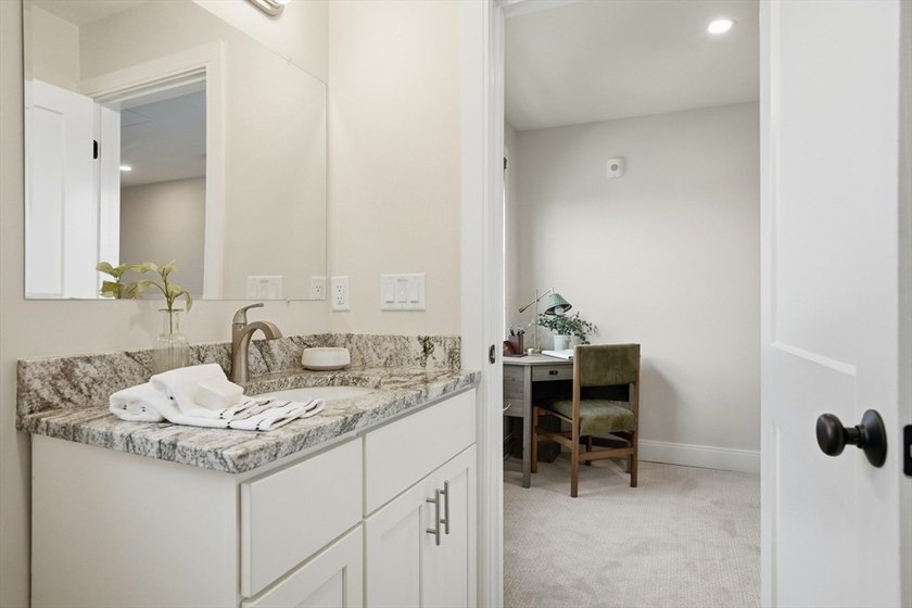 Welcome to Water Street Landing. The residences at 7 Water - photo 22