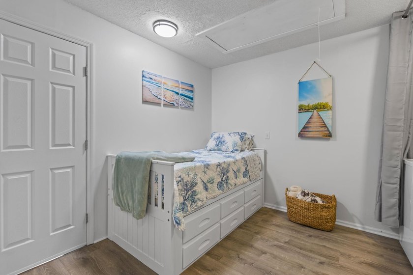 Location, Location, Location! Welcome home to this beautifully - photo 18