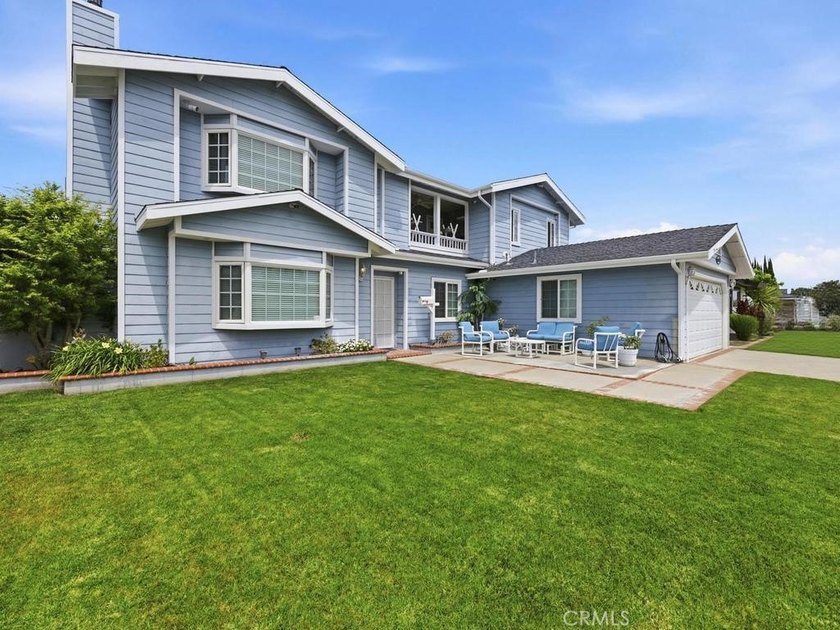 Welcome to 6261 Vanguard Avenue in the Eastgate neighborhood of - photo 4