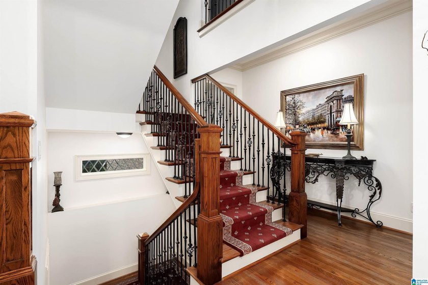 Immaculate Executive Home on No 6 Legacy Golf Course. Castle - photo 12