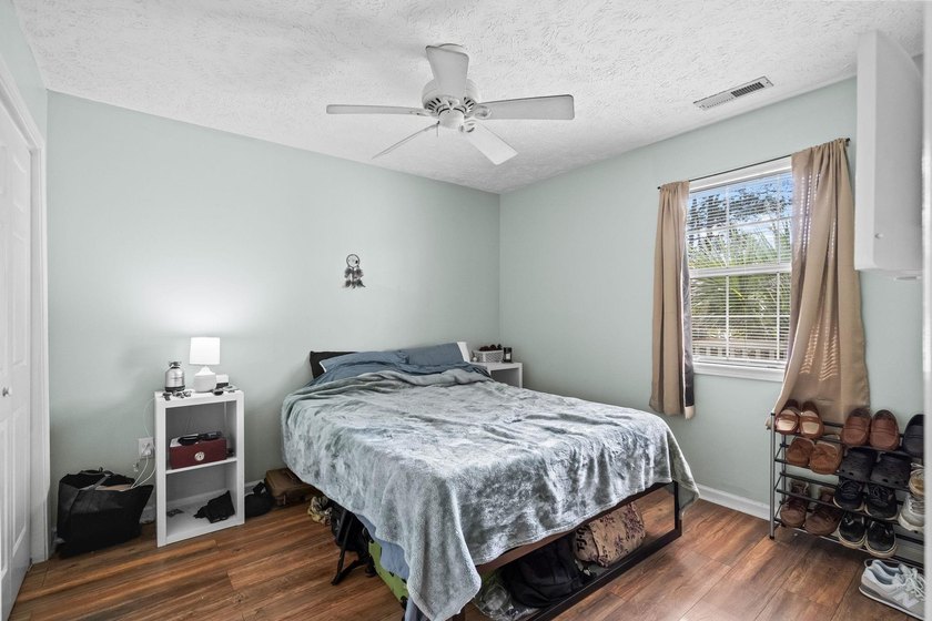 Welcome to 597 Blue River Court, a bright and well-maintained - photo 19