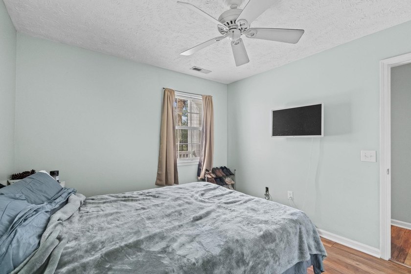 Welcome to 597 Blue River Court, a bright and well-maintained - photo 20