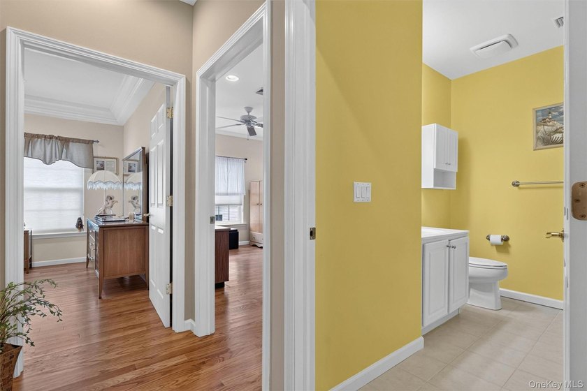 The BEST unit in Stoneleigh Woods is a bright, first floor end - photo 39
