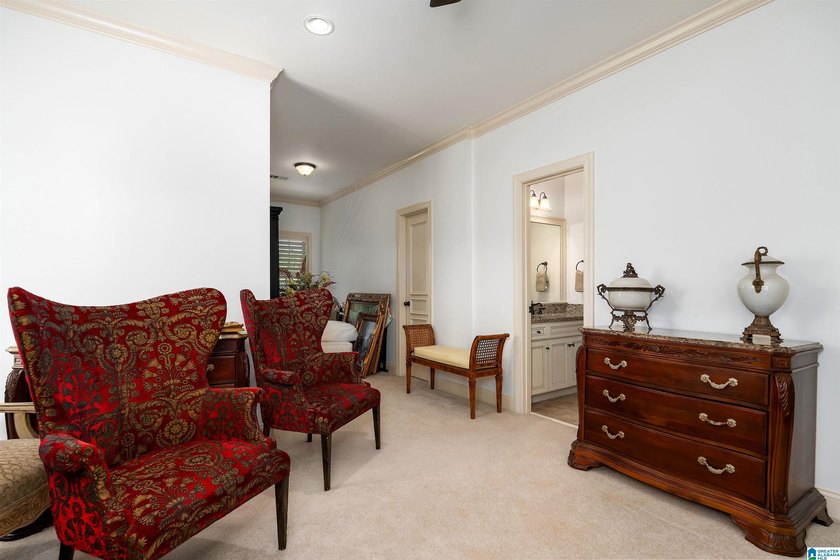 Immaculate Executive Home on No 6 Legacy Golf Course. Castle - photo 43
