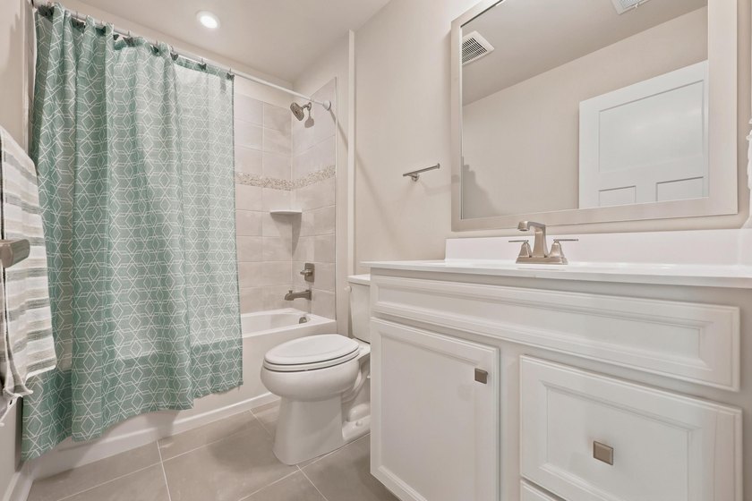 Experience coastal luxury at its finest within this Turn-key - photo 44