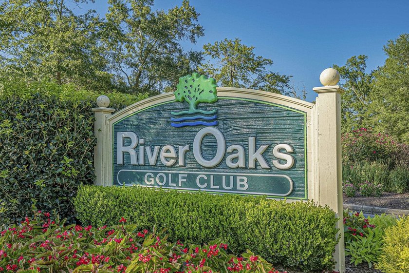 Welcome to 597 Blue River Court, a bright and well-maintained - photo 45