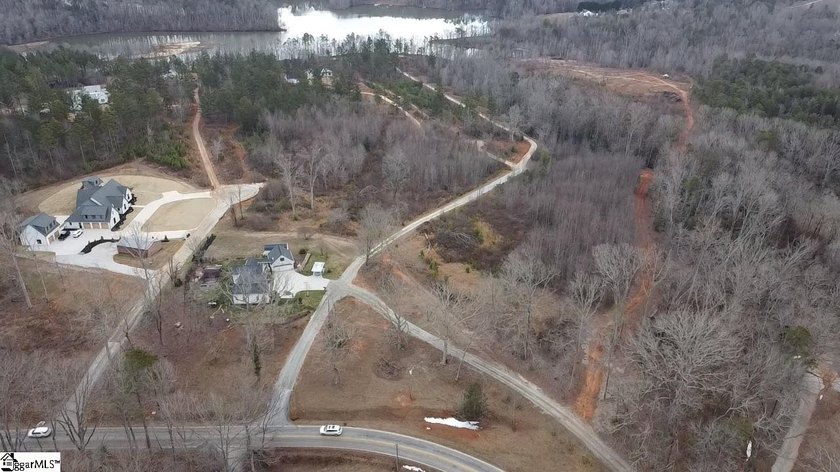 Beautiful 3.25 acre homesite offering privacy and space to build - photo 7
