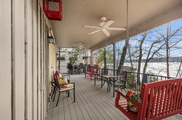 Welcome to this fabulous WATERFRONT home, that offers an - photo 28