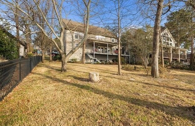 Welcome to this fabulous WATERFRONT home, that offers an - photo 31