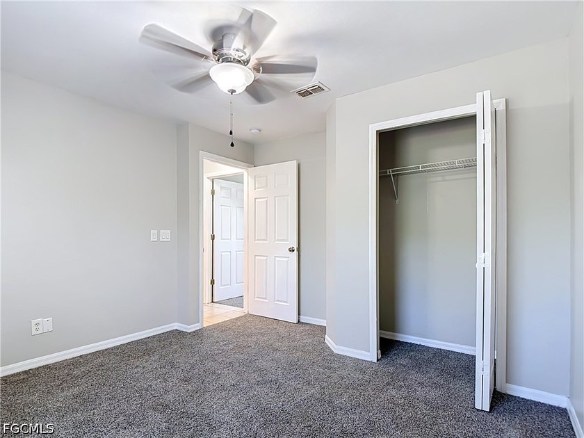 Welcome home to this well maintained 3 bedroom, 2 bath home - photo 35