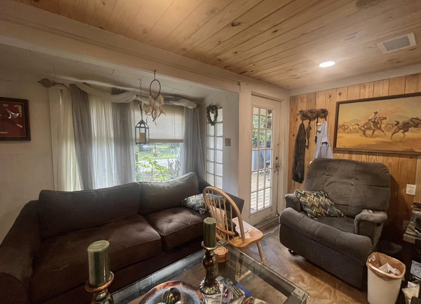 This is a GREAT opportunity to buy a detached, single-family - photo 22