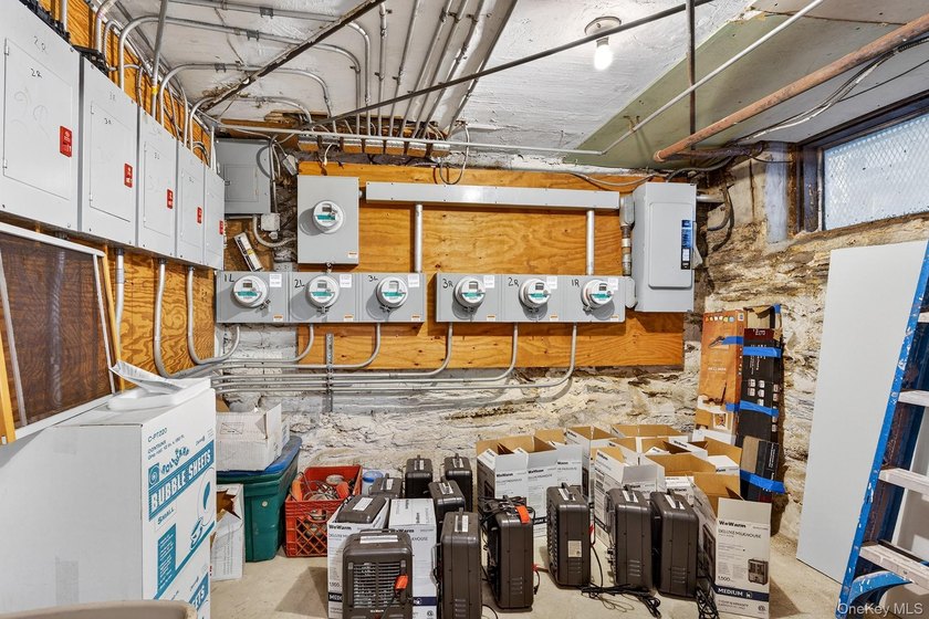 Exceptional Turnkey investment opportunity in the heart of - photo 39