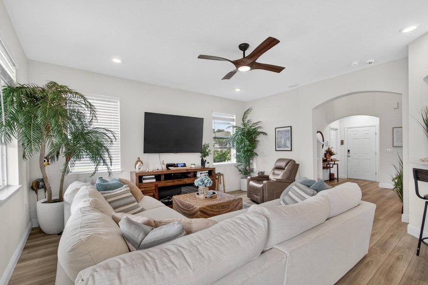 Purchase this home, if YOU Are Not Satisfied, We'll SELL IT FOR - photo 6
