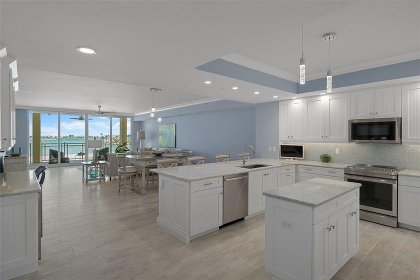 Experience exceptional water and beachfront living at Sunset - photo 4