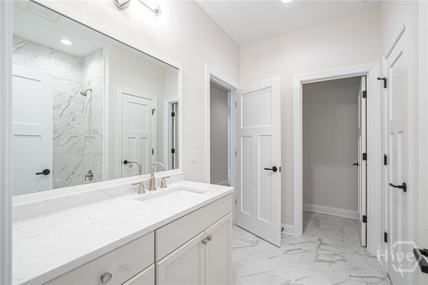 A perfect blend of elegance and simplicity, this thoughtfully - photo 28