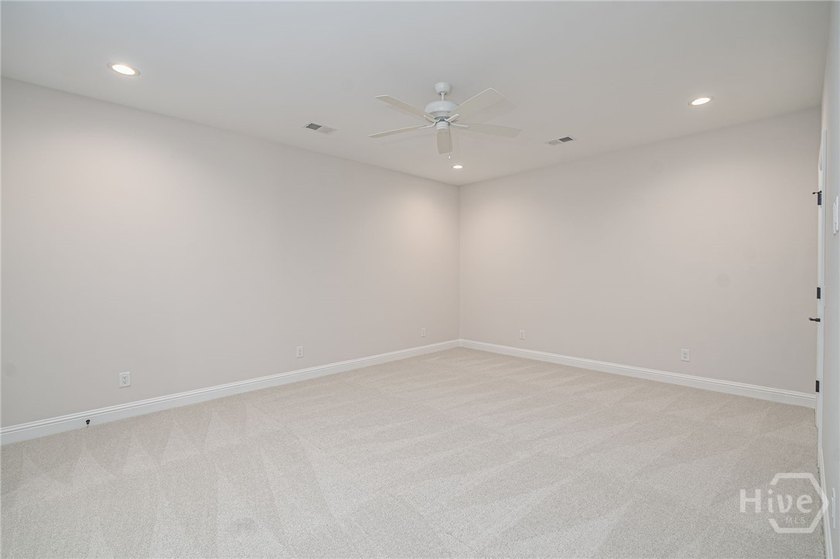 A perfect blend of elegance and simplicity, this thoughtfully - photo 30