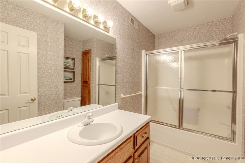 BACK ON MARKET AT NO FAULT OF SELLER. This 4000+ square foot - photo 10