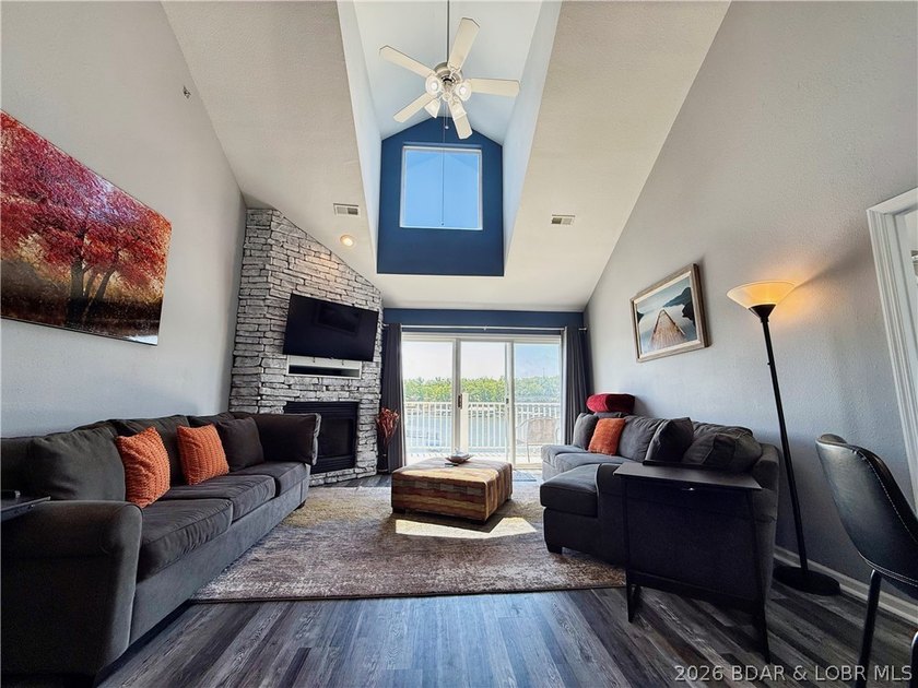 Lake life just got a serious glow-up! This beautifully remodeled - photo 23