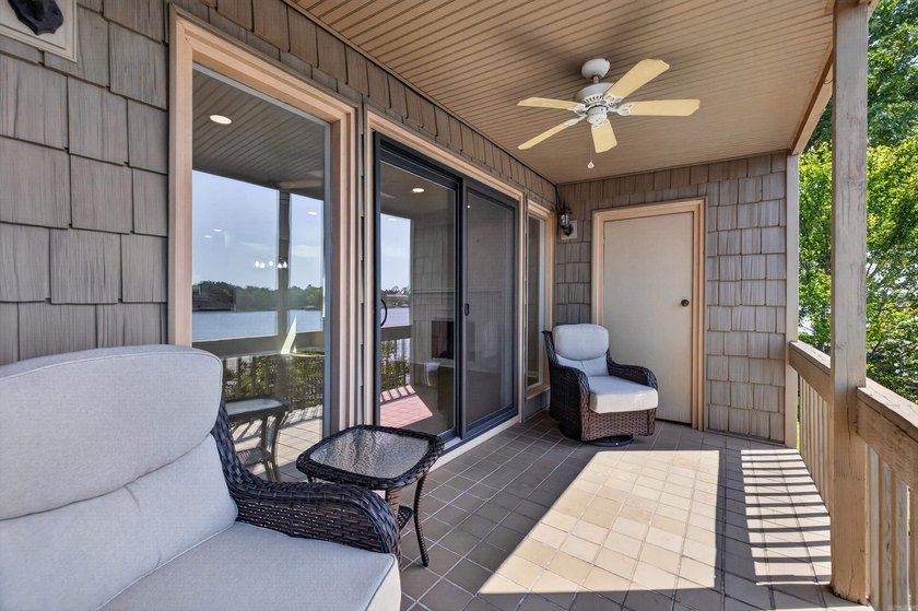 Enjoy effortless lakefront living in this beautifully remodeled - photo 33