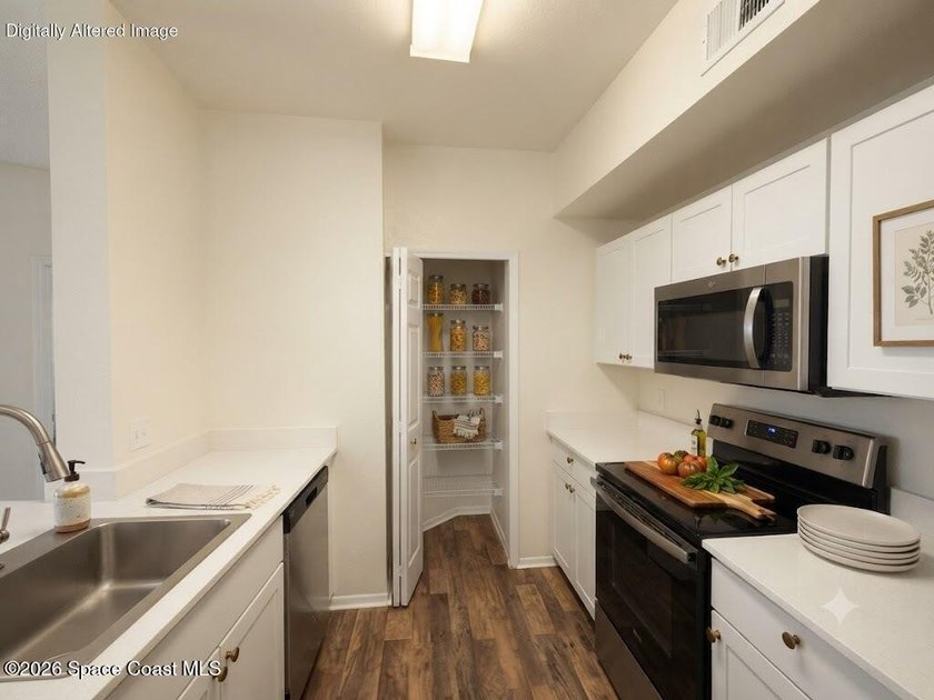 Skip the short sale headaches! Move-In Ready and Your Own - photo 4