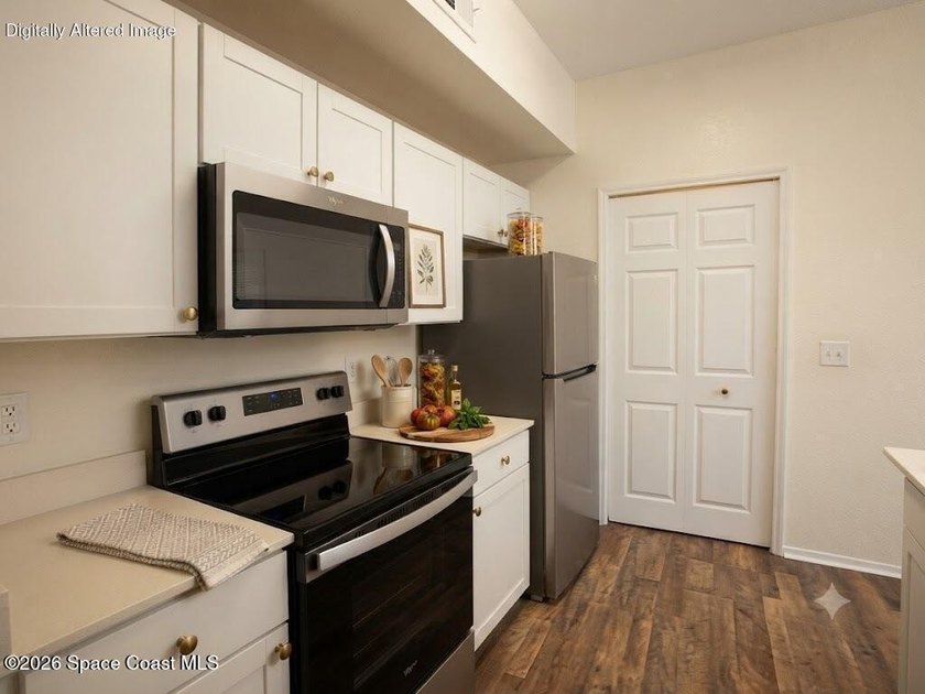 Skip the short sale headaches! Move-In Ready and Your Own - photo 5