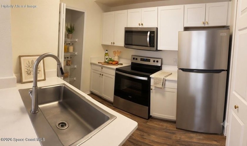 Skip the short sale headaches! Move-In Ready and Your Own - photo 7