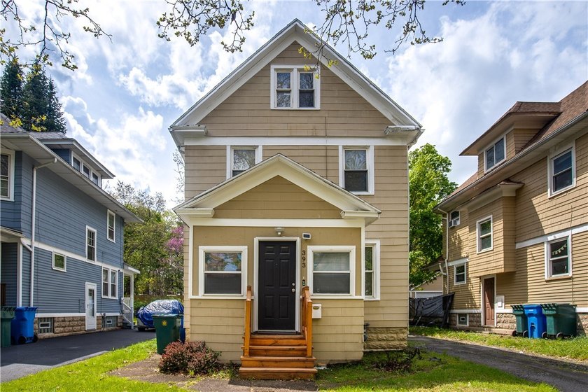 Located in Rochester's 19th Ward proper! This move-in-ready home - photo 2