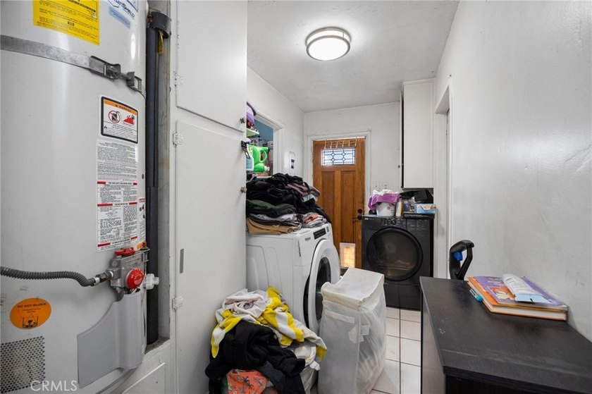 Amazing Income Producing Two-on-a-Lot Opportunity + Private Pool - photo 14