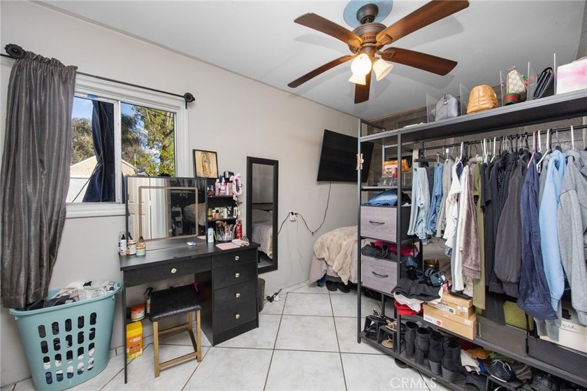 Amazing Income Producing Two-on-a-Lot Opportunity + Private Pool - photo 28