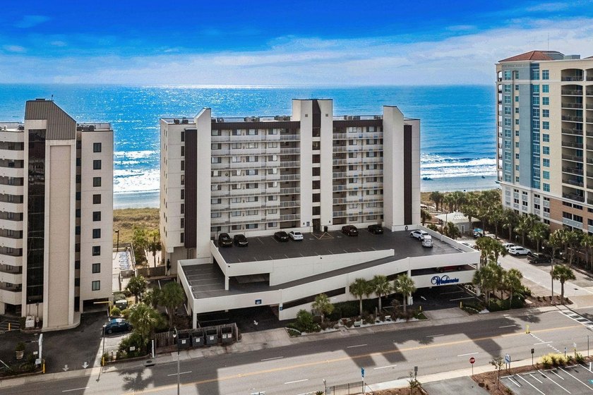 Windemere is an oceanfront building in the Ocean Drive section - photo 13