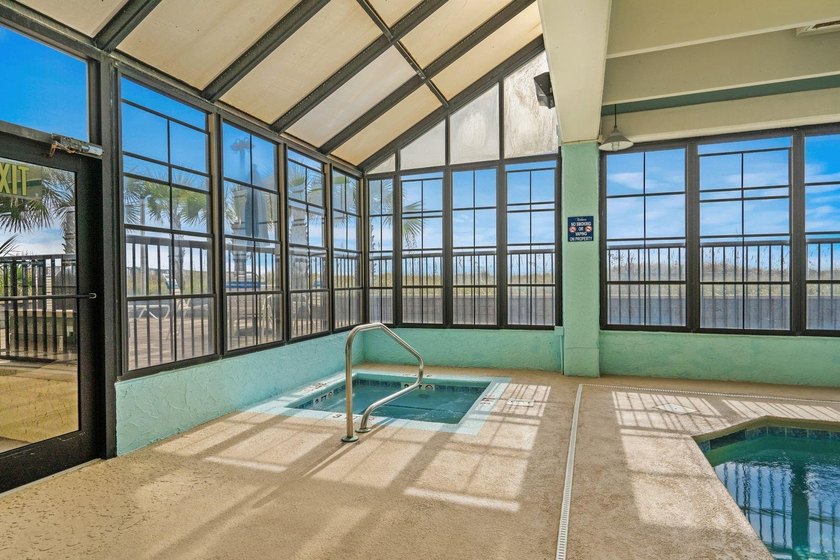 Windemere is an oceanfront building in the Ocean Drive section - photo 33