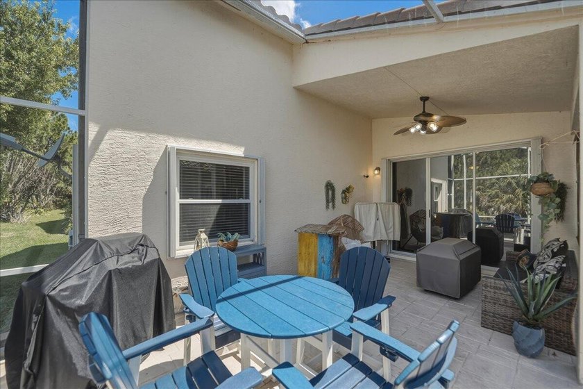 Private outdoor oasis with views of the preserve. View nature at - photo 35