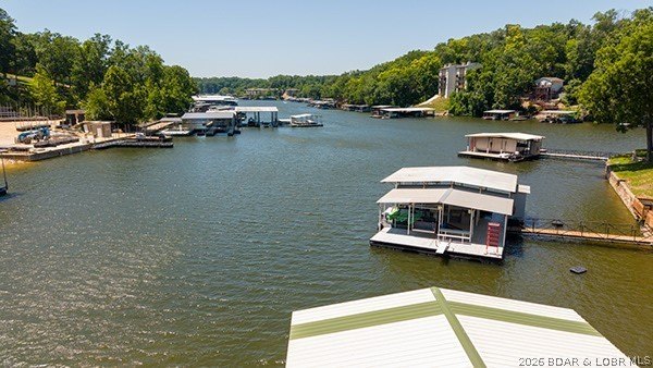 Hidden Gem Lakefront Home at the 3 MM! Nestled in a deep cove - photo 36