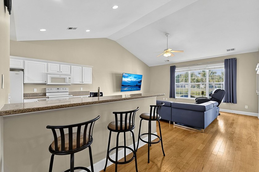 ***OPEN HOUSE Sunday July 26th 1-4pm*** Come take a look at this - photo 25
